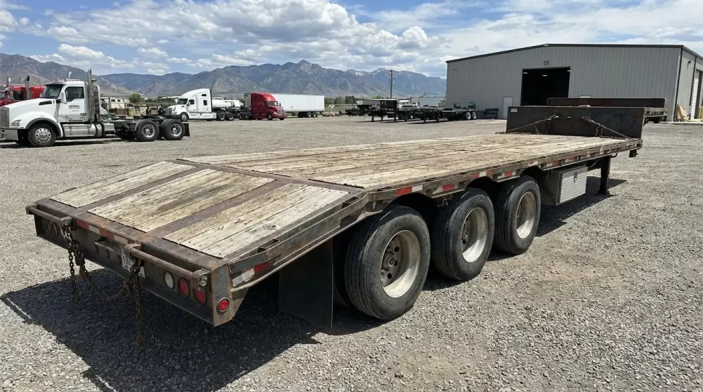flatbed trailer